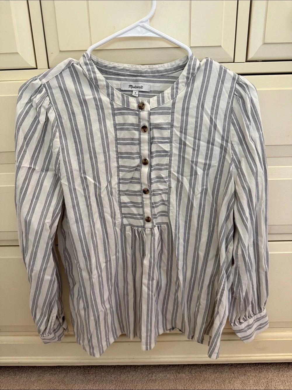 MADEWELL 🛶Navy/White Striped Puff Sleeve Button Blouse size medium